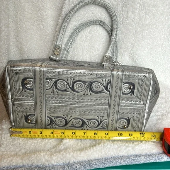 Banda Bags Kali Tote - Large Silver - Picture 6 of 16